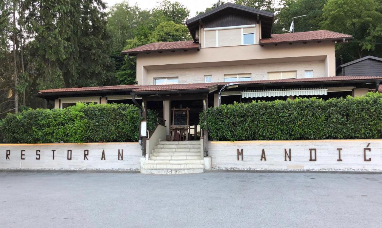 Apartman Lela Karlovac Dış mekan fotoğraf